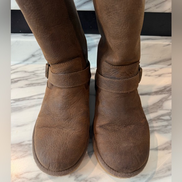 Ugg Sutter Boot - Picture 2 of 13